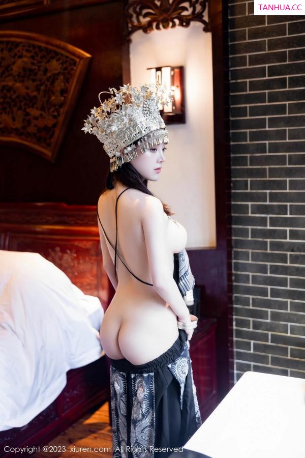 豆瓣酱  [XiuRen]高清写真图 2023.09.27 No.7448 豆瓣酱 苗族服饰第67张图片
